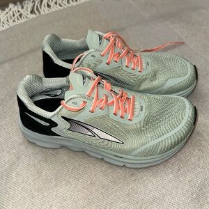 Altra Torin 5